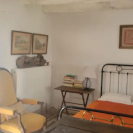 ベッド・アンド・ブレックファスト De Charme 3*