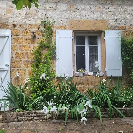 De Charme Bed & Breakfast Les Quatre-Routes-du-Lot